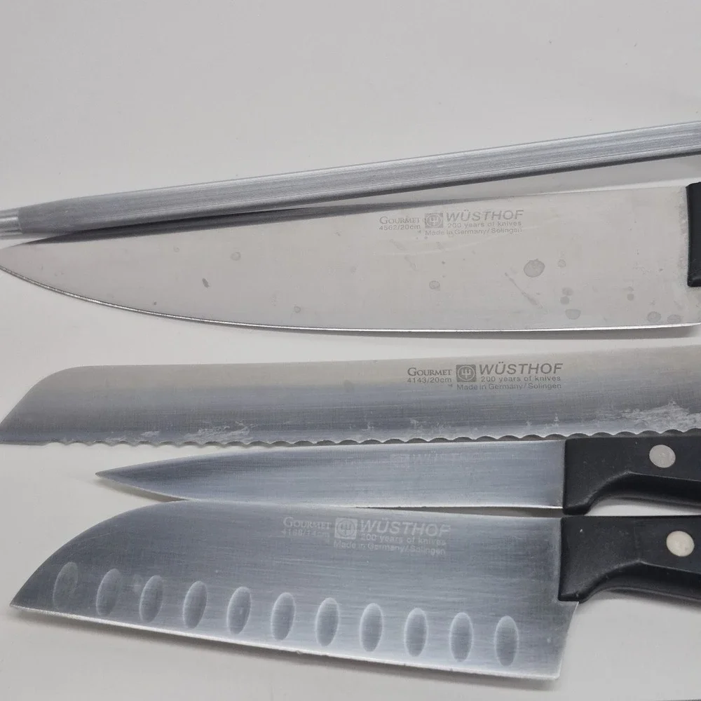 9 Wusthof Gourmet Knife Lot With Sharpener 8 Knives